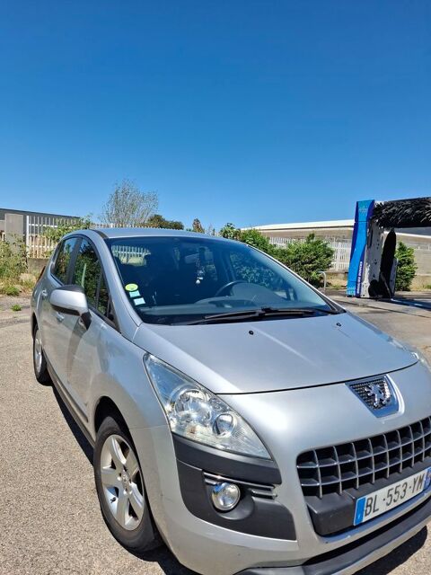 Peugeot 3008 1.6 HDi 112ch FAP BMP6 BLUE LION Busines