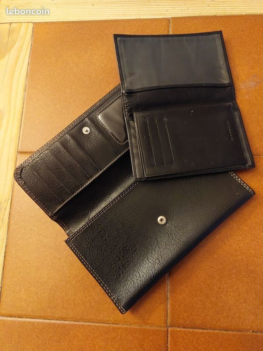 Lot de 2 portefeuilles Maroquinerie