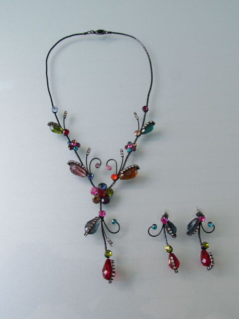 Parure fantaisie neuve 17 Le Grau-du-Roi (30)