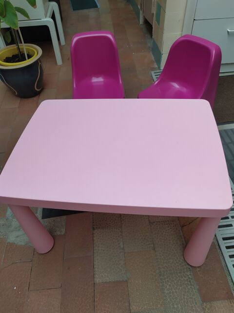 table et chaises 30 Sallaumines (62)