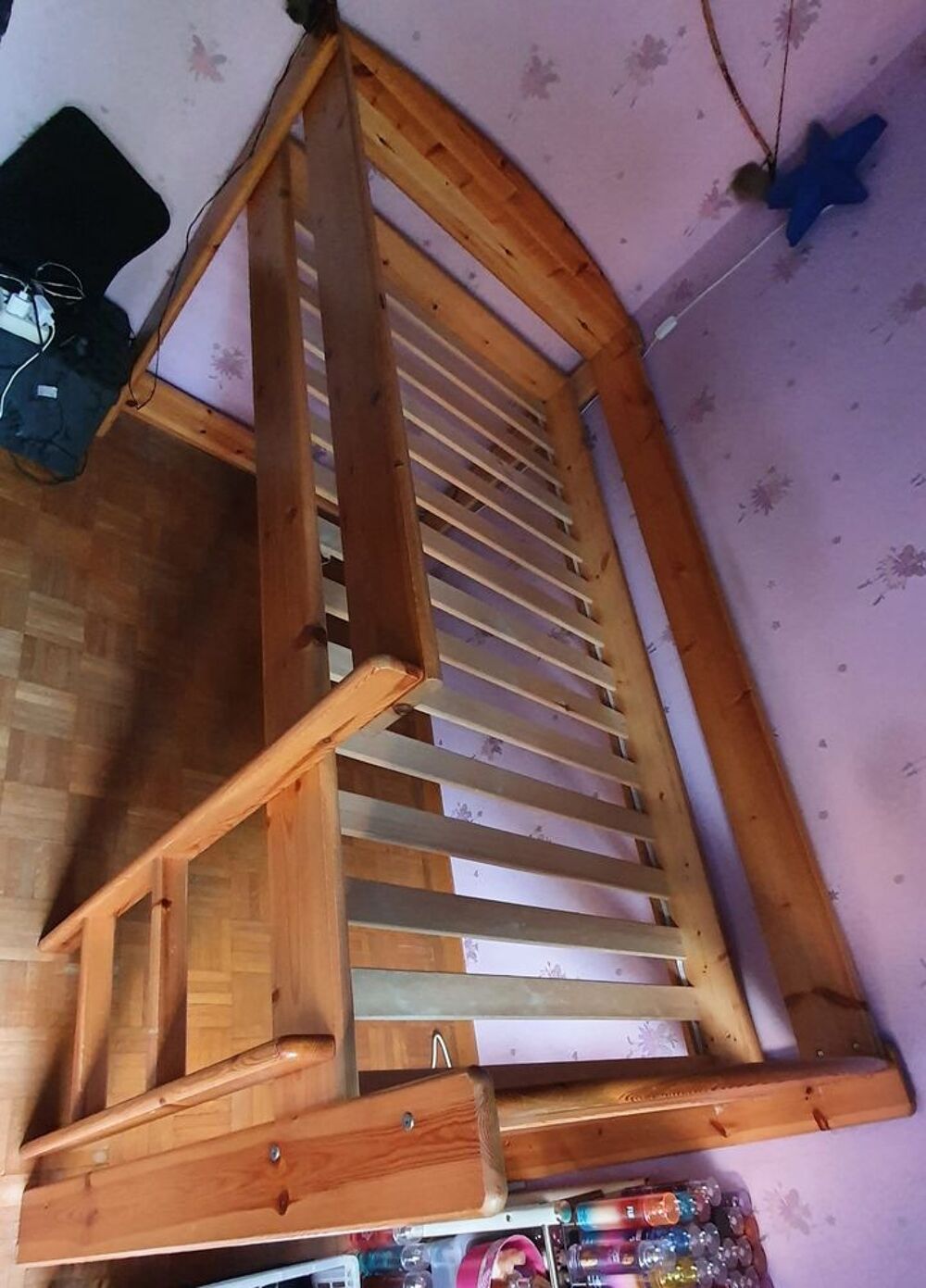 lit sur&eacute;lev&eacute; en bois 1 personne Meubles