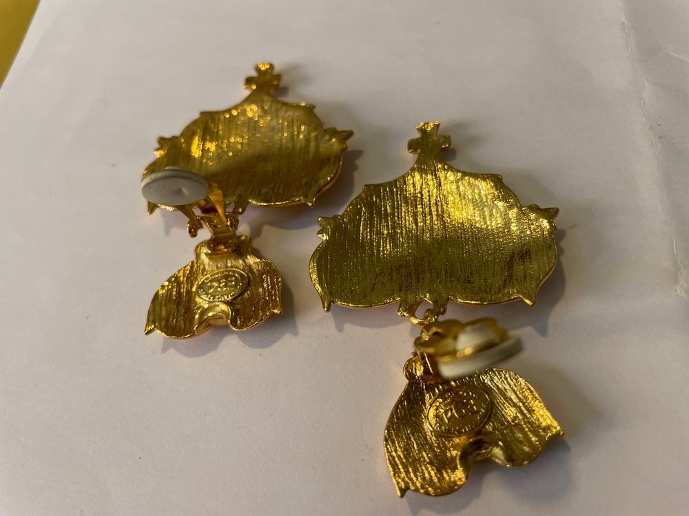 BO Clip coeur croisillons email blanc nacr&eacute; pendant c?ur CL Bijoux et montres