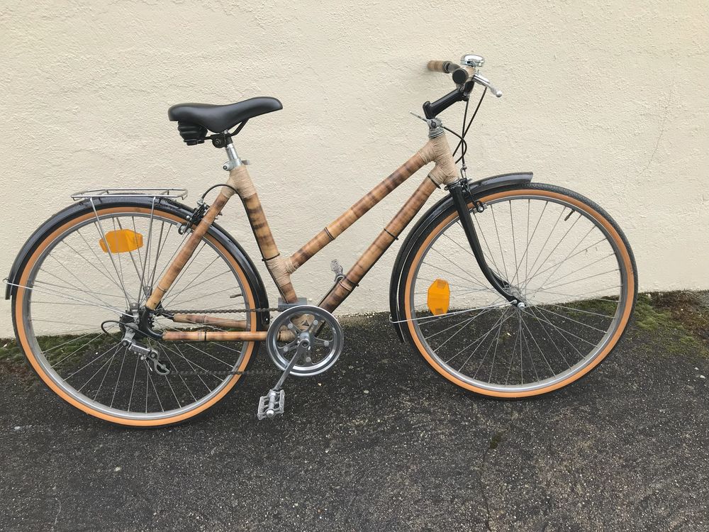 V&eacute;lo vintage cadre bambou mod&egrave;le unique Vélos