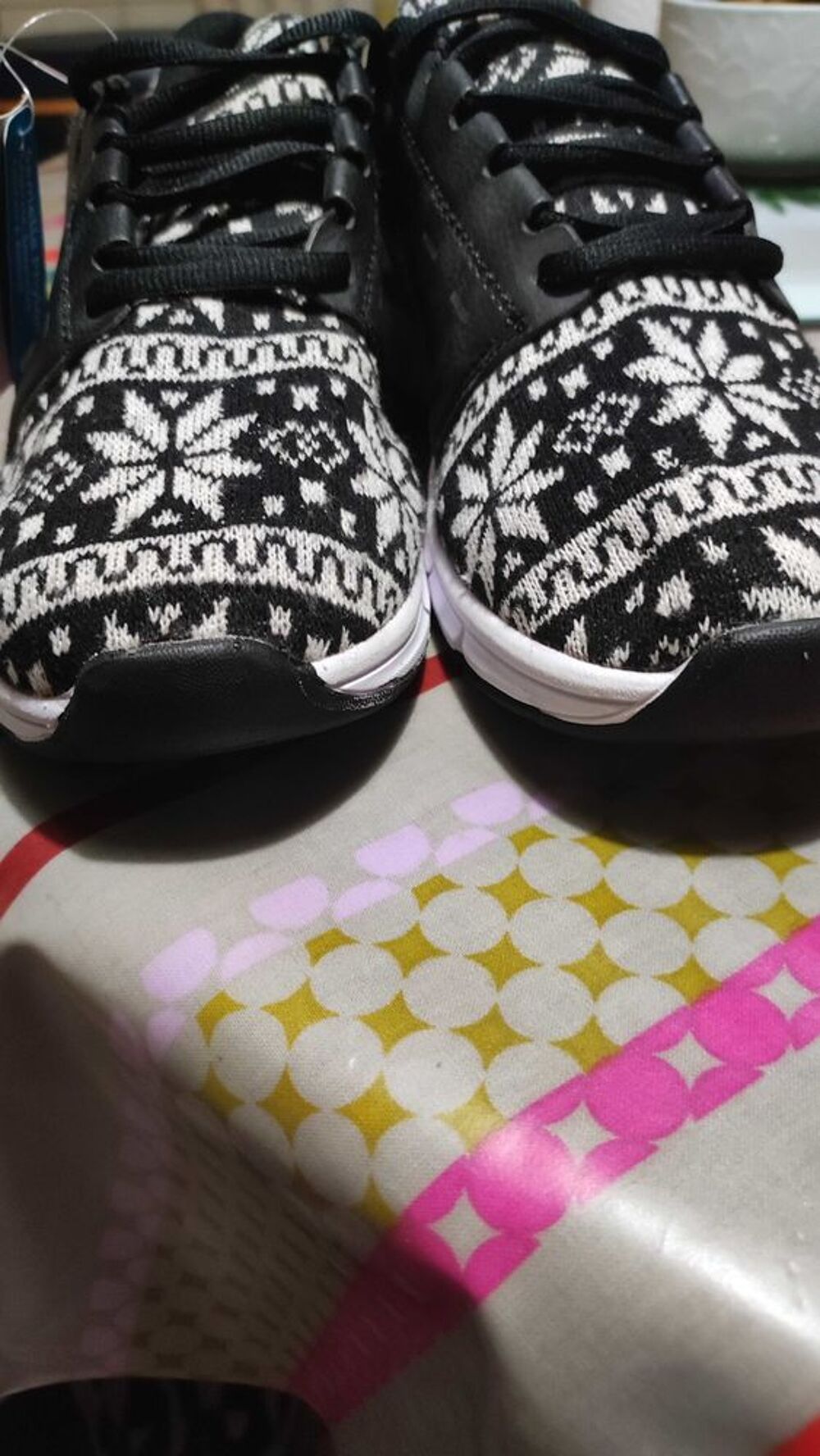 Baskets toile et cuir vegan. pointure 38 Angela Thompson Chaussures