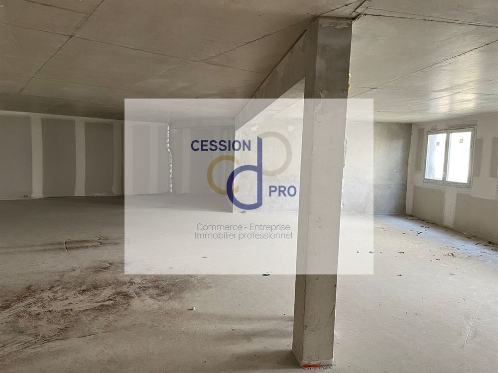   BUREAUX BRUTS A VENDRE AU CENTRE-VILLE DE NIMES 