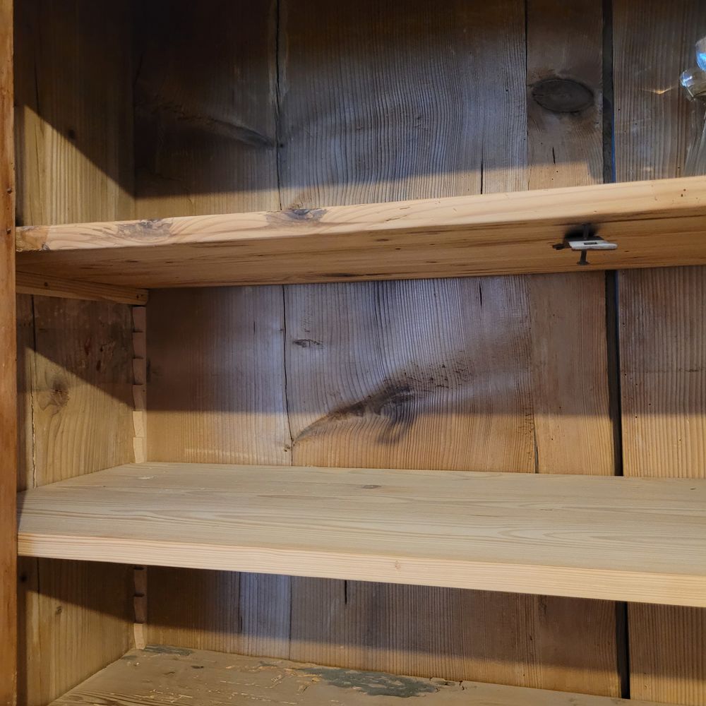 ARMOIRE ANCIENNE EN SAPIN Meubles