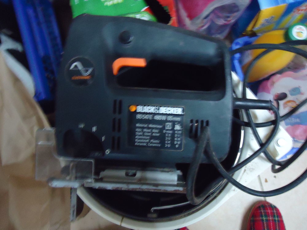 SCIE SAUTEUSE Bricolage