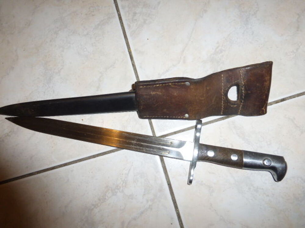 Baionnette suisse Rubin-Schmidt K31 avec gousset dat&eacute; 1944 