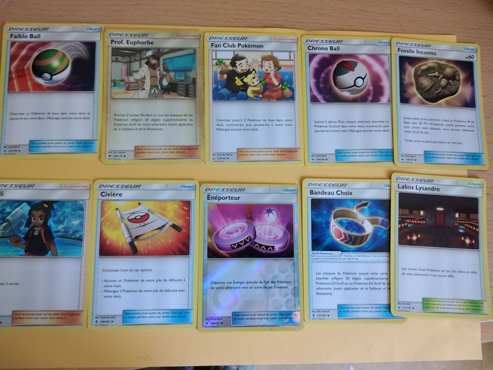 Lot de 10 cartes Pok&eacute;mon Dresseur 