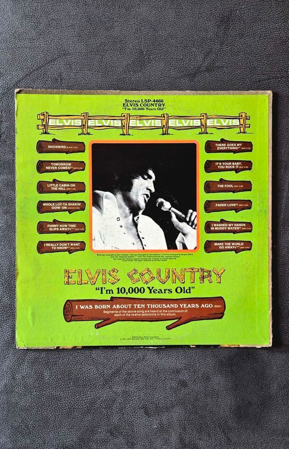 LP 33T import US Elvis Presley "Country" Collector CD et vinyles