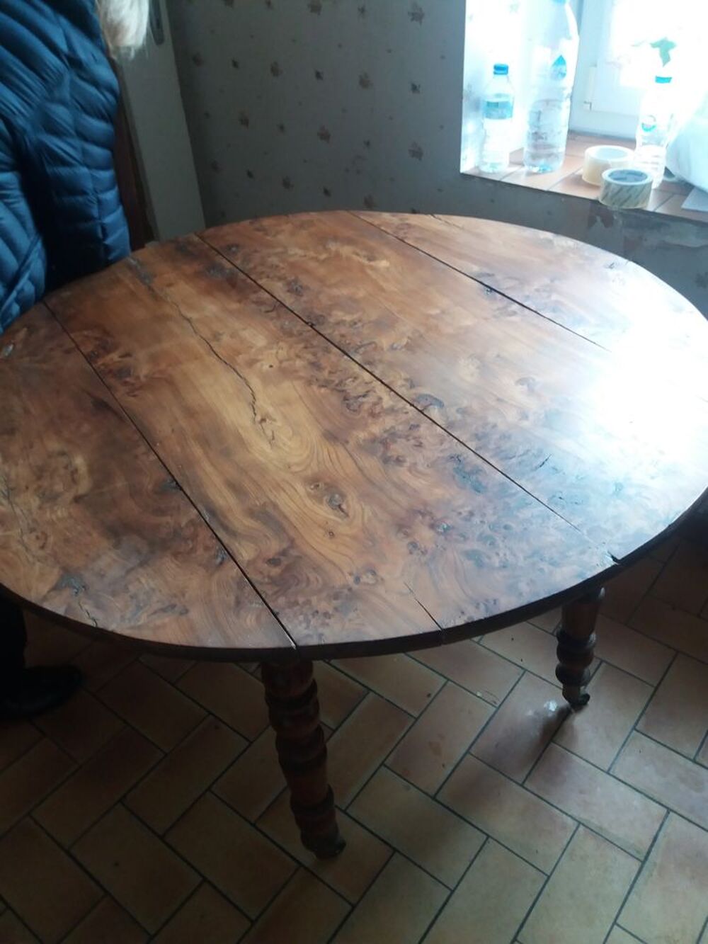 table de cuisine sur roulettes Meubles