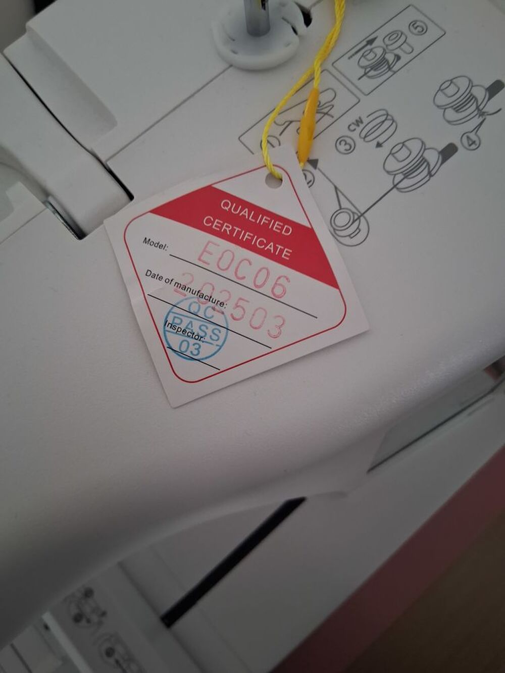 Brodeuse &eacute;lectronique Poolin EOC06 Electrom�nager