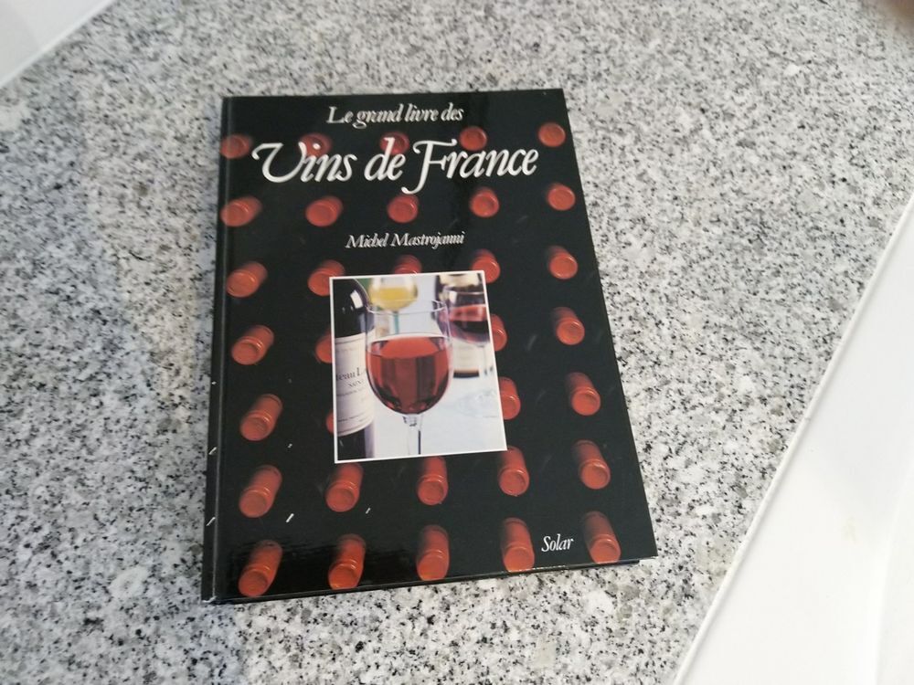 Livres &quot;Les vins de France et d'Europe&quot;
Bricolage