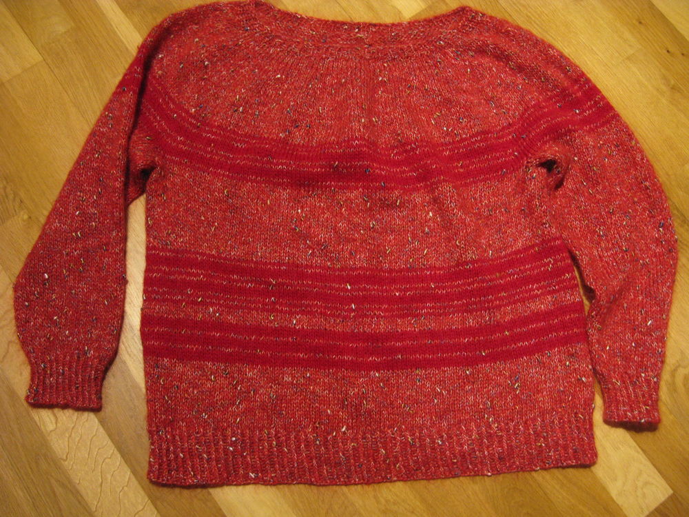 PULL LAINE FAIT MAIN Vêtements