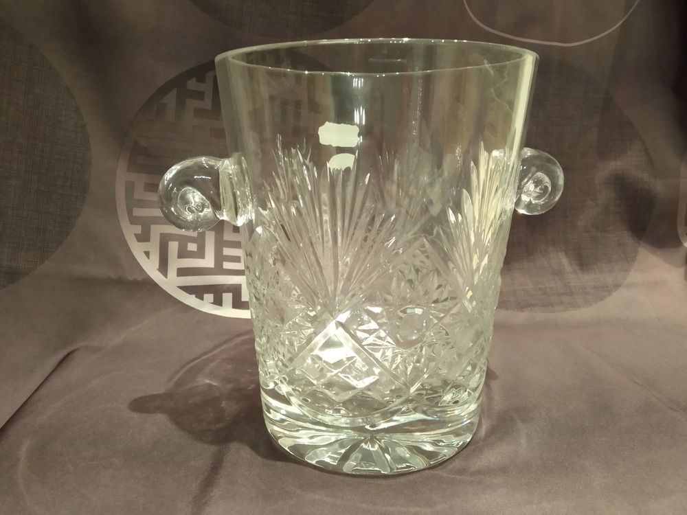 SEAU A CHAMPAGNE CRISTAL DE BACCARAT Décoration