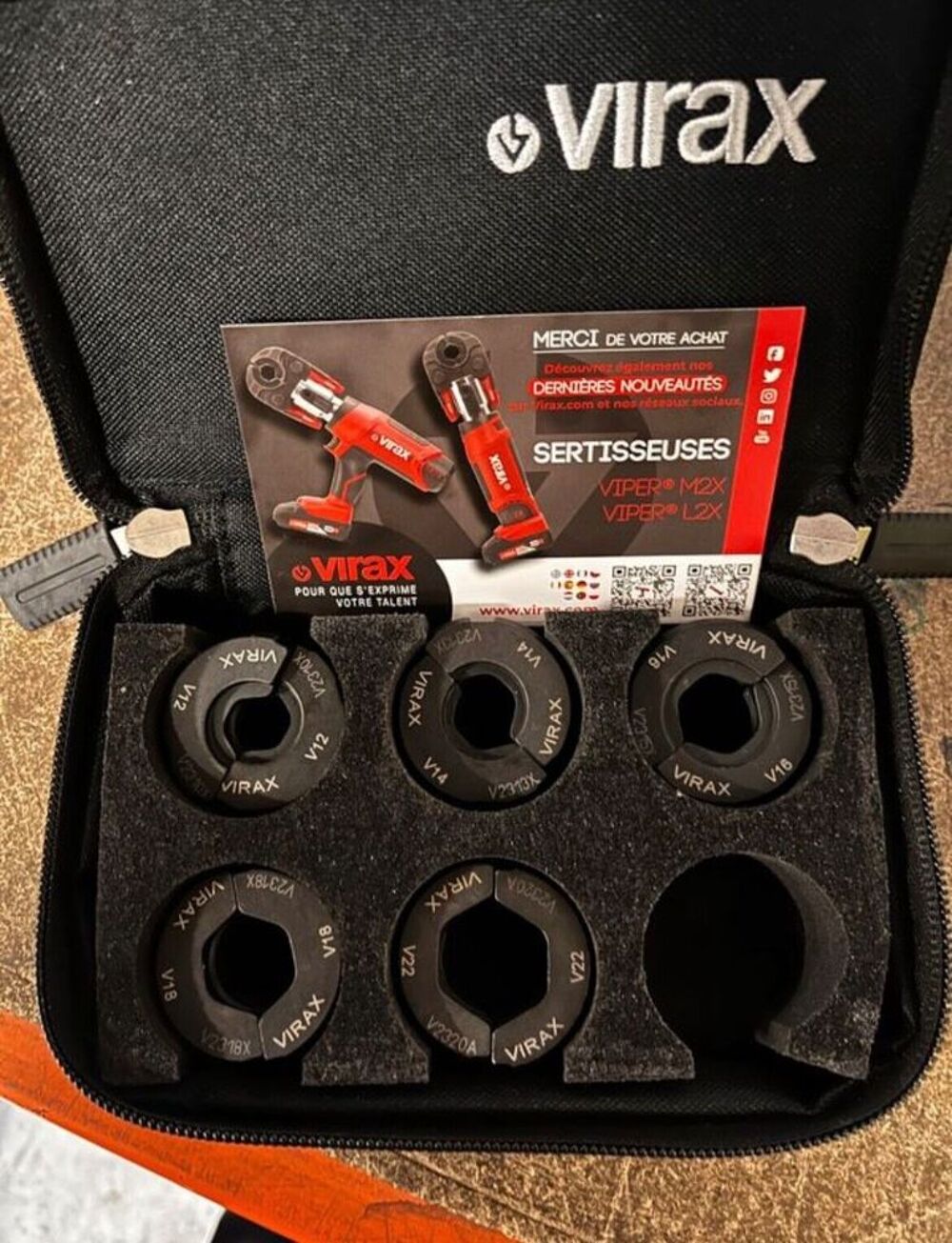 sertisseuse virax L2X + pince mere + 2 batteries + chargeur Bricolage