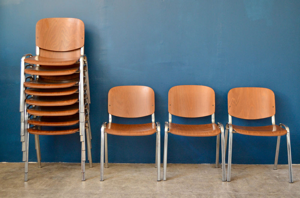 Grand lot de chaises anciennes vintage scandinaves 2/4/6/12 Meubles