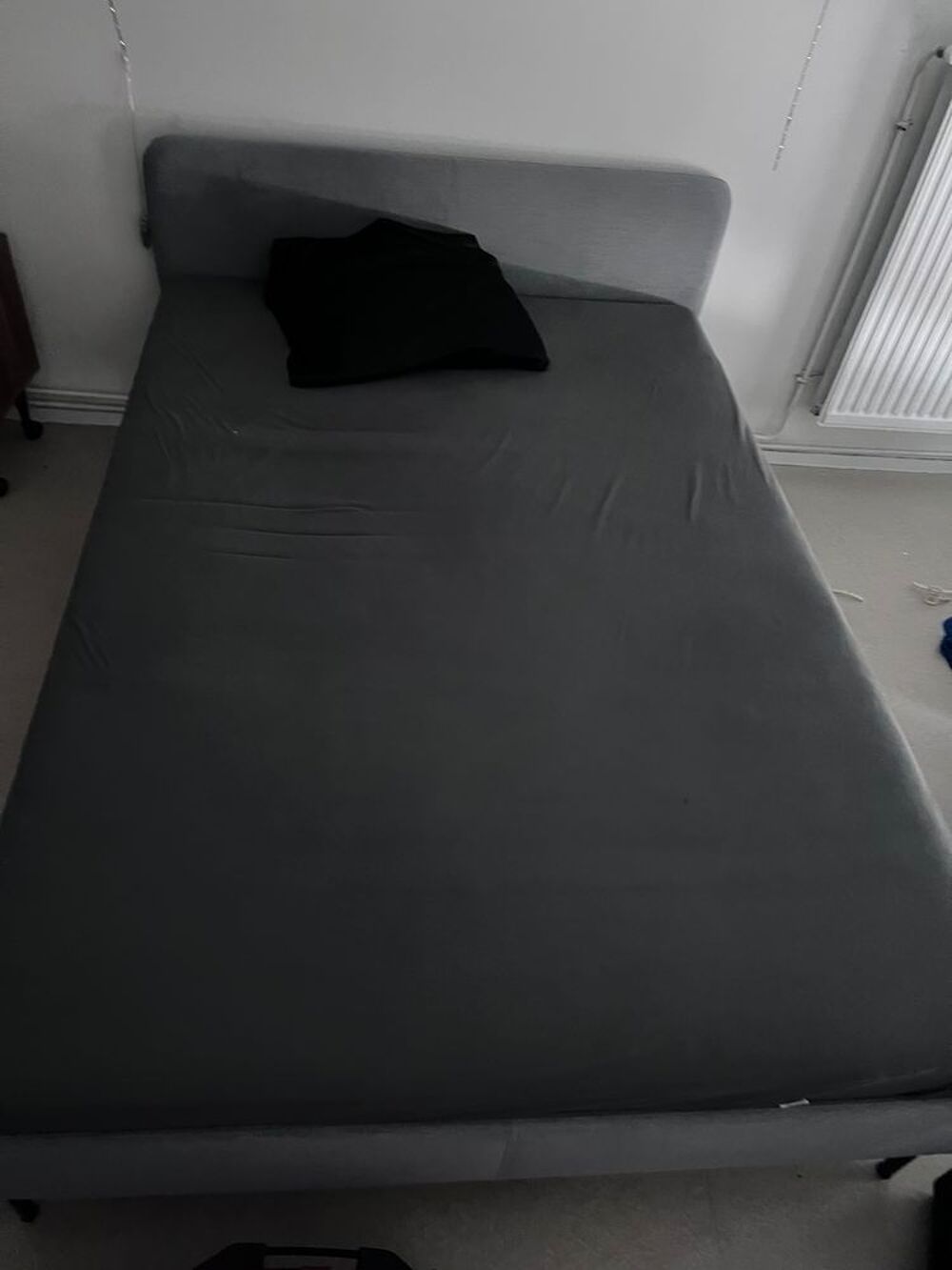 Lit &agrave; vendre 180*200 Meubles