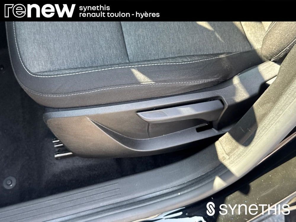 Captur E-Tech full hybrid 145 Equilibre 2023 occasion 83160 La Valette-du-Var