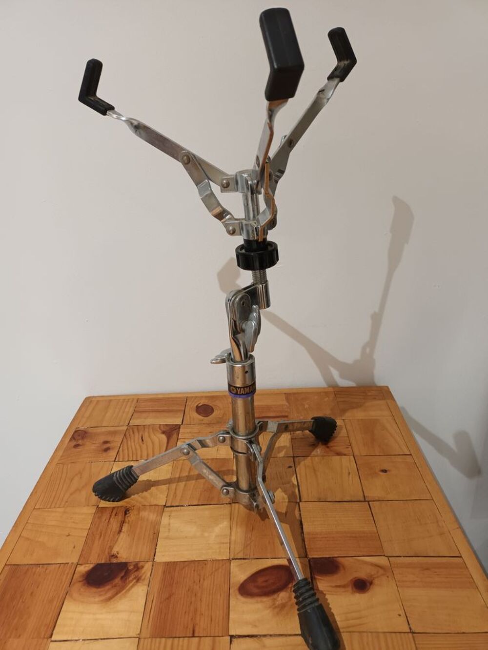 Pied de caisse yamaha 
Instruments de musique