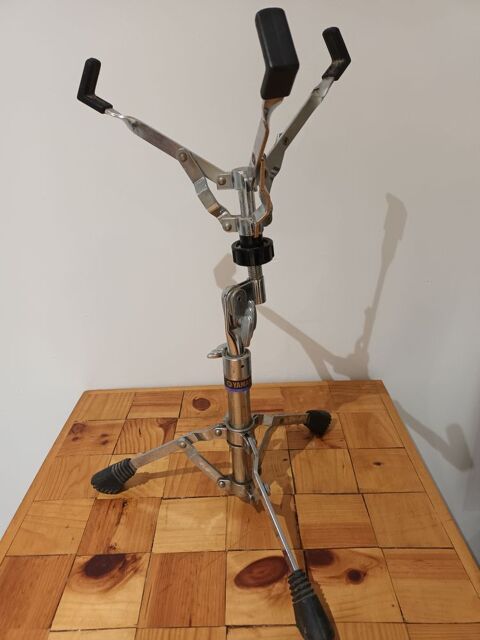 Pied de caisse yamaha 
35 Baho (66)