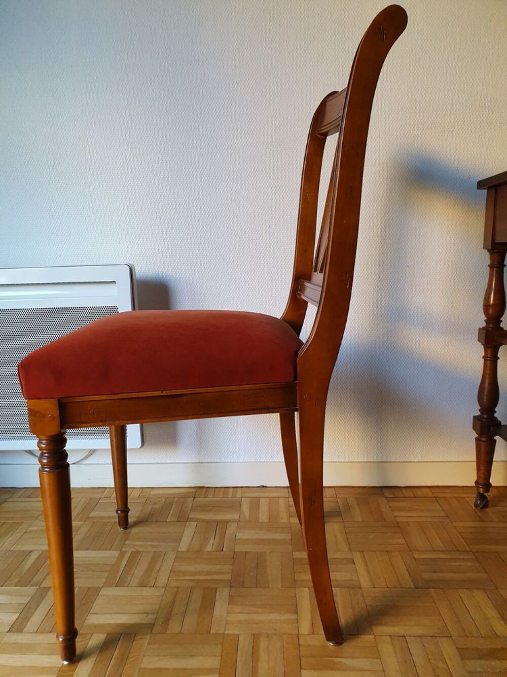 Lot de 6 Belles chaises. Meubles