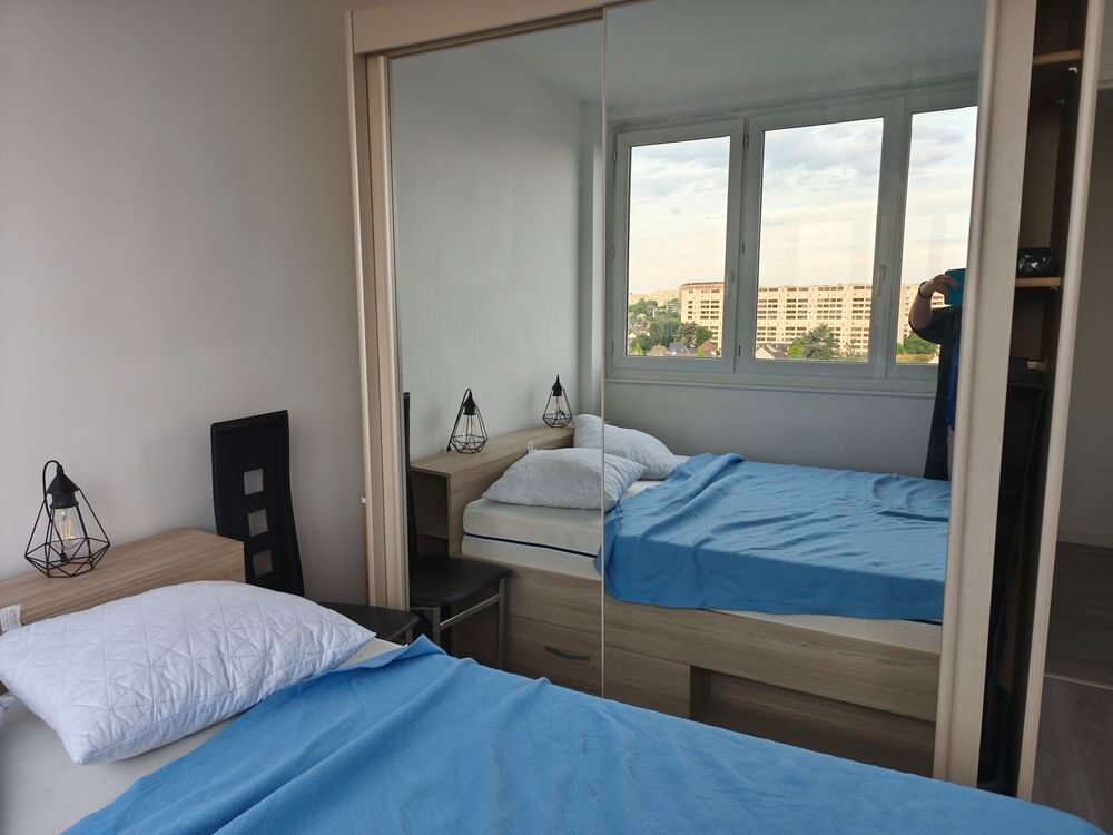 Location Appartement Deux pièces meublé de 57 m2 en centre-ville d'Antony Antony