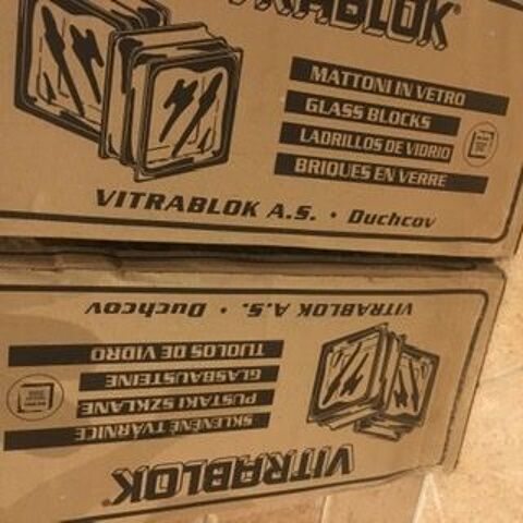 Deux cartons de vitra bloc à céder 0 Le Beausset (83)