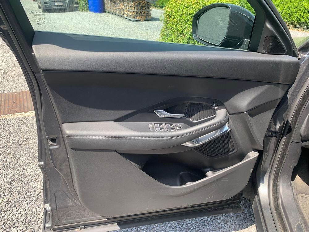 E-PACE E-Pace 2.0 P - 200 ch AWD BVA SE 2019 occasion 59310 Auchy-lez-Orchies