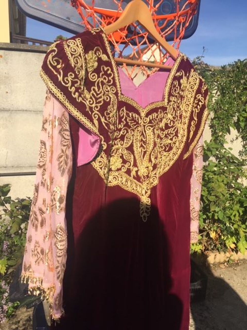 Robe constantinoise Vêtements