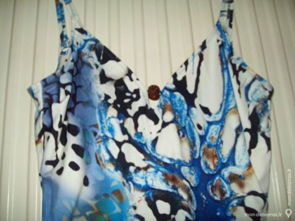 tr&egrave;s joli Maillot de bain t 46 //prix en baisse Vêtements
