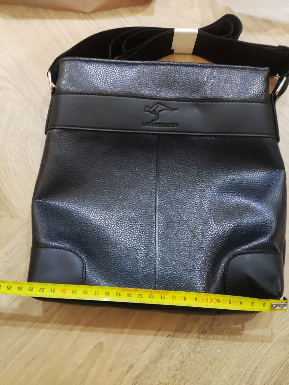 Sac bandouli&egrave;re Vtements