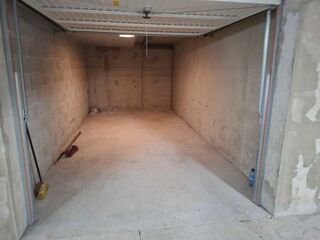  Parking / Garage à vendre 16 m² Échirolles