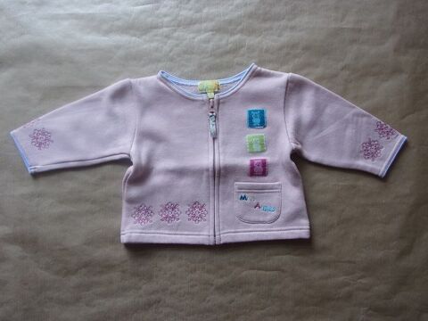 Lot de vtements en taille 6 mois 12 Montaigu-la-Brisette (50)