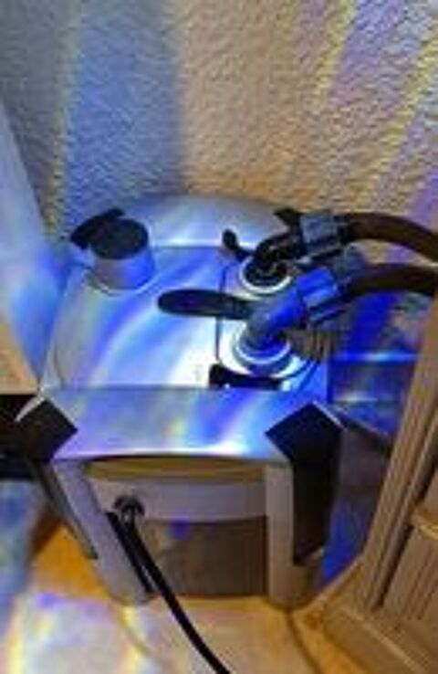   Biorb 60 litres quip d'une pompe externe JBL et de led  