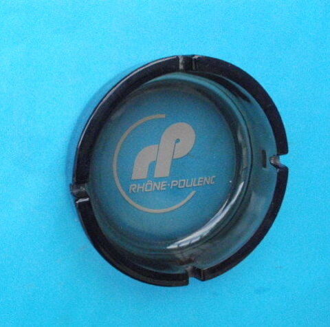 Cendrier publicitaire RHONE POULENC en verre fum 8 Montauban (82)