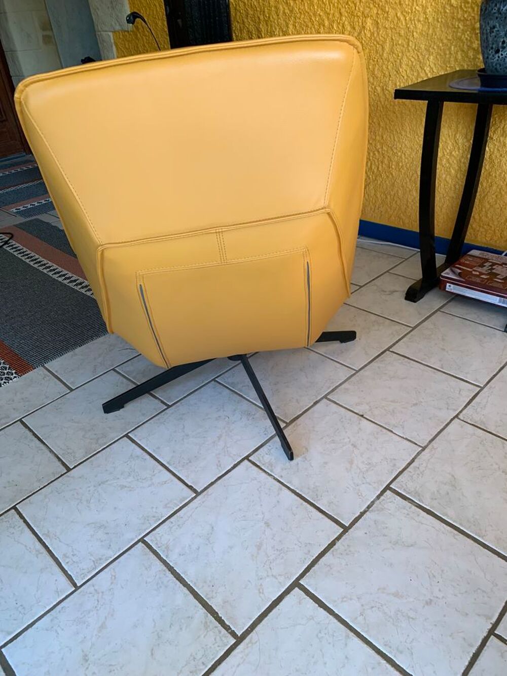 Fauteuil moderne pivotant Meubles