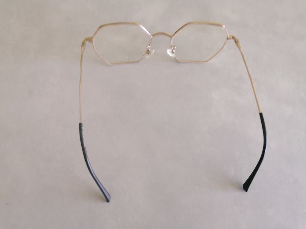 Montures de lunettes Bijoux et montres