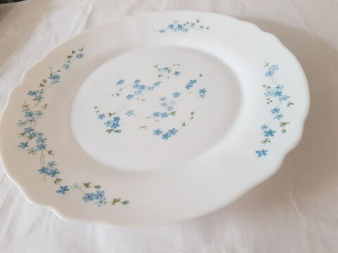 PLAT DE SERVICE ARCOPAL BON ETAT_ DECOR MYOSOTIS SERIE  15 Paris 20 (75)