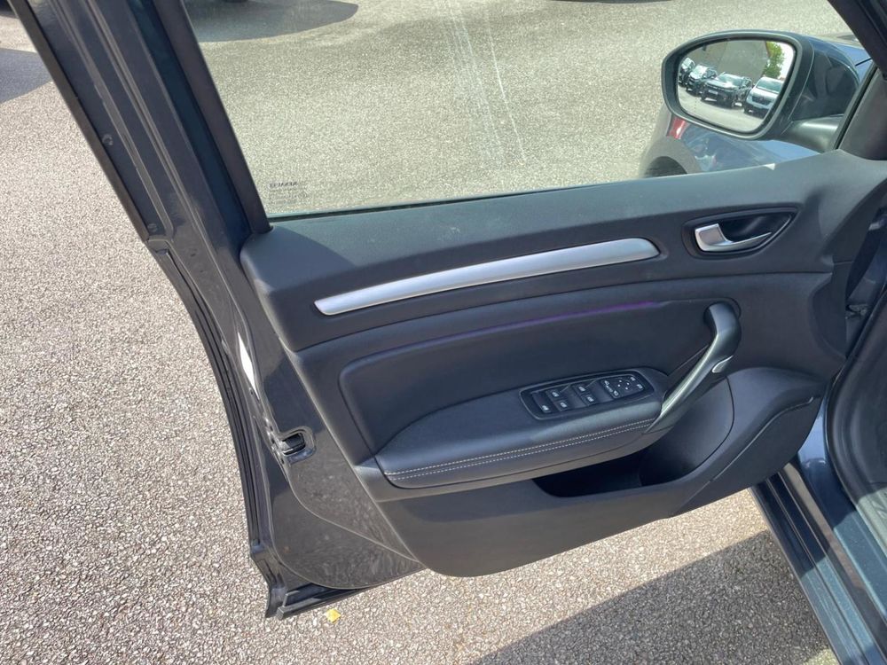 Megane IV Berline Blue dCi 115 EDC Techno 2022 occasion 42120 Le Coteau