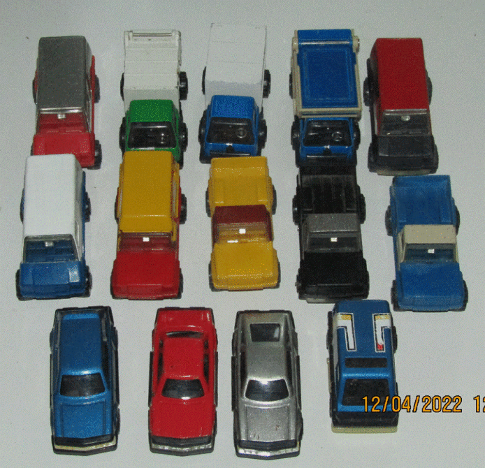Lot de 14 voitures miniatures Tonka des ann&eacute;es 80 Jeux / jouets