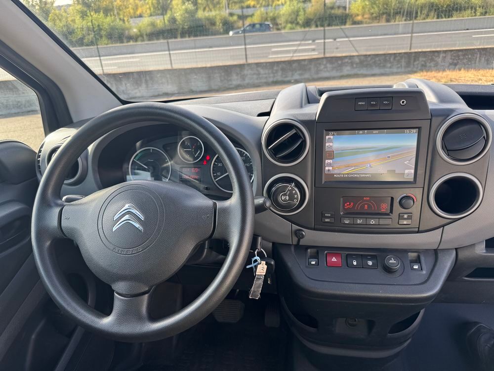 Berlingo BERLINGO FOURGON ELECTRIC M CLUB AVEC BATTERIE 2017 occasion 69360 Ternay