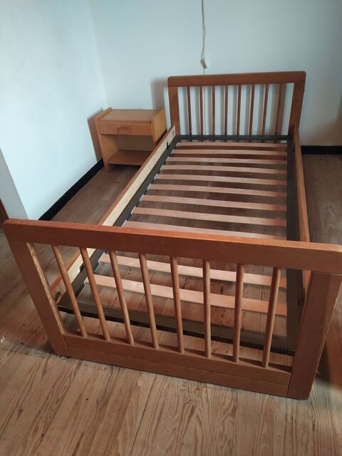 lit + table de nuit 10 Cussac-sur-Loire (43)