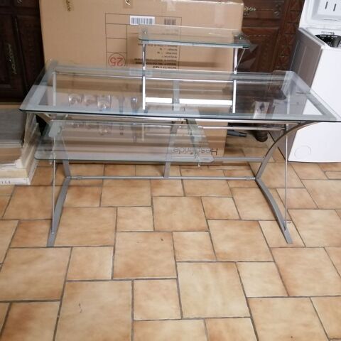 bureau en verre 
130/70 cm 100 Millau (12)