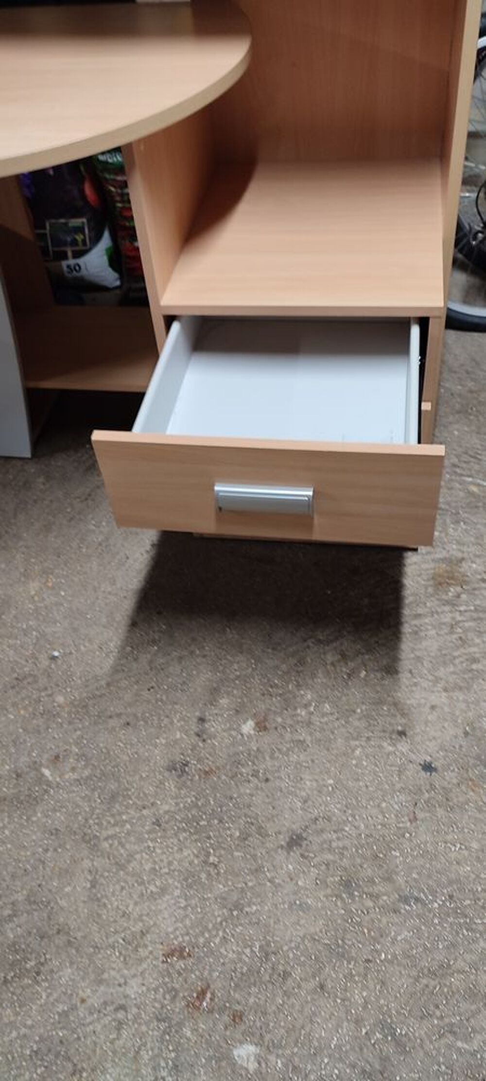 Bureau Meubles