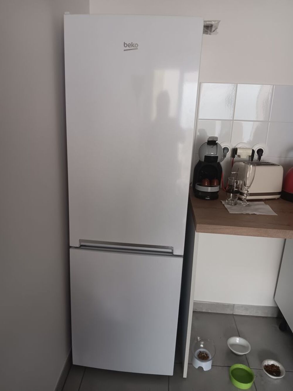 frigo cong&eacute;lateur BEKO &eacute;tat neuf Electromnager
