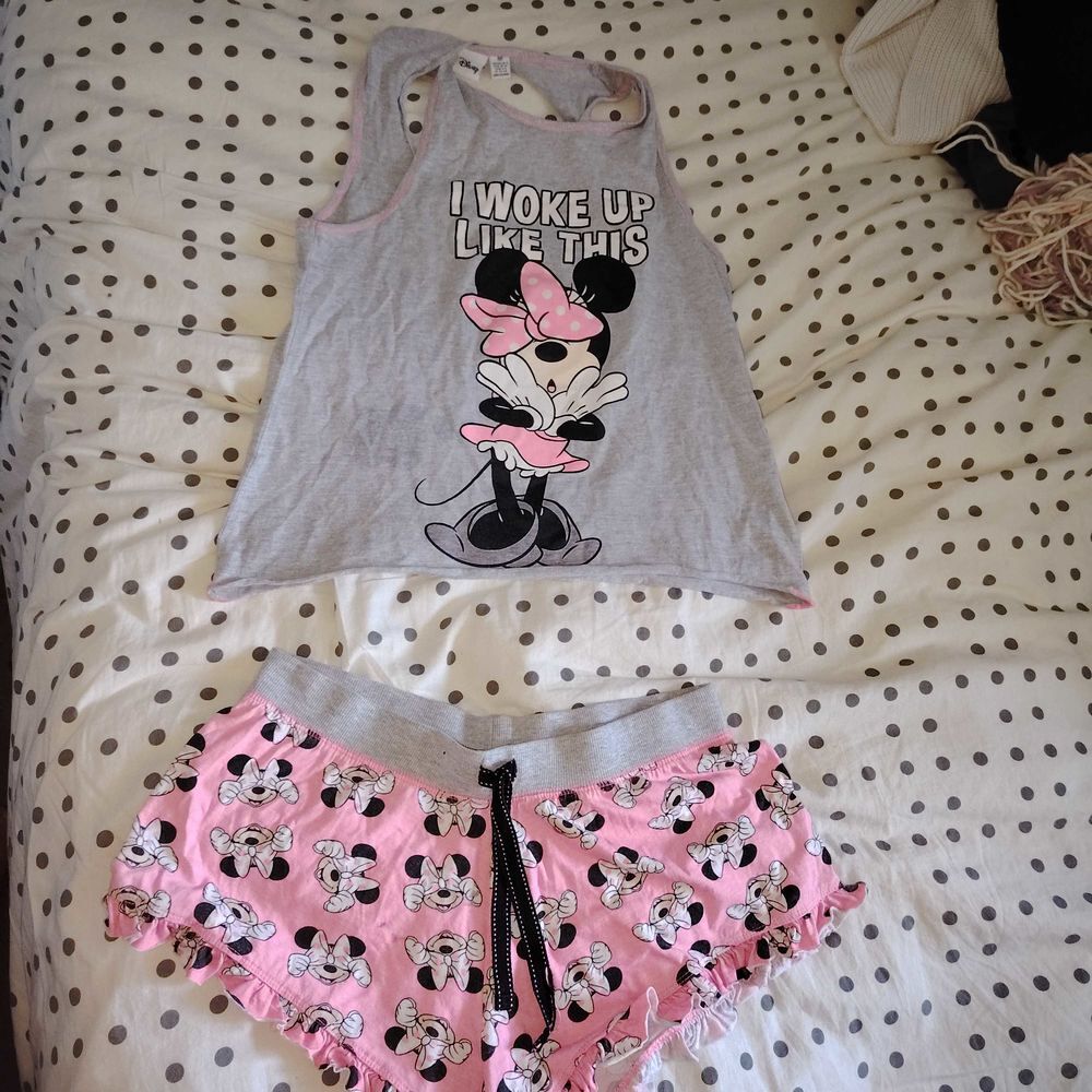 shorty et d&eacute;bardeur Mickey Vêtements