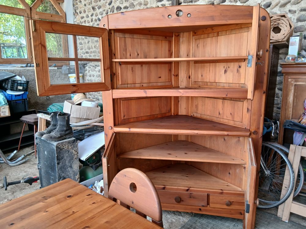 meuble et table bois massif tr&egrave;s non etat Meubles