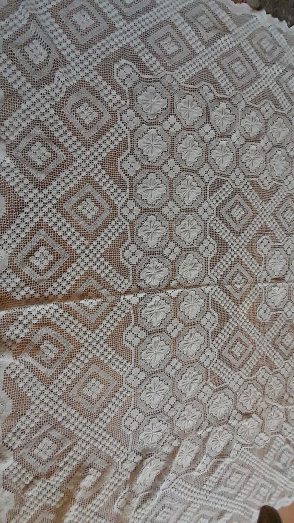 Nappe dentelle Décoration