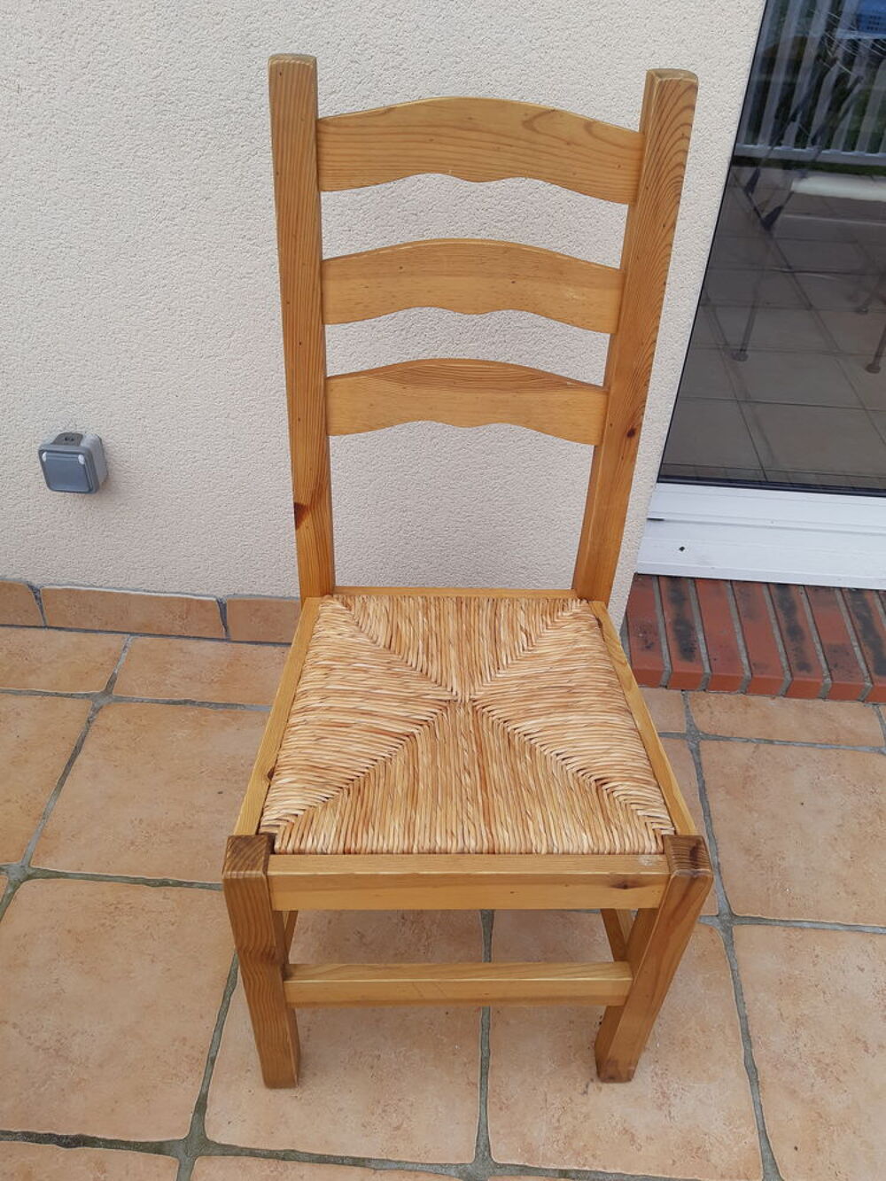 Lot de 4 chaises en pin massif Meubles